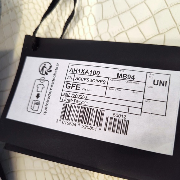 Brand New "Very Rare Black/Light Gray (Not White) BALMAIN Monogram Cap Size TU - Picture 10 of 14